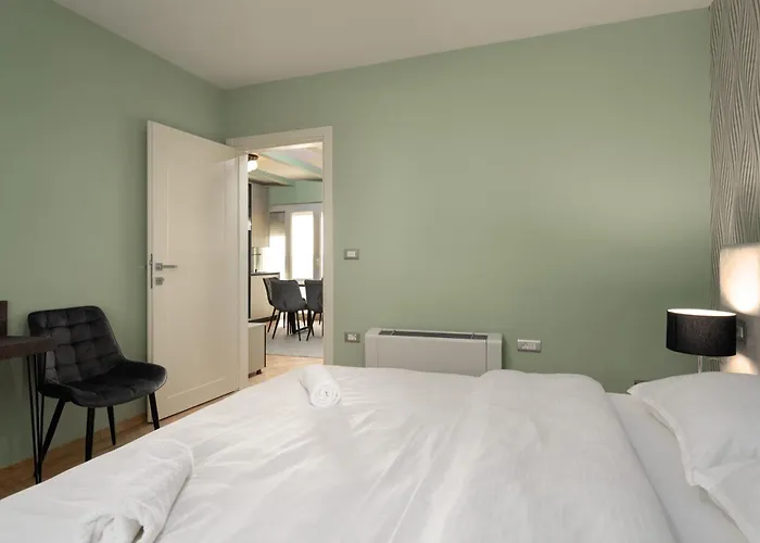 Larum Apartmens Apartman