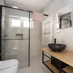 Apartment Larum Apartmens *