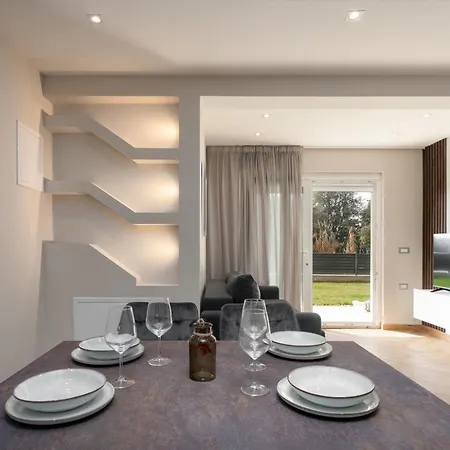 Apartman Larum Apartmens *