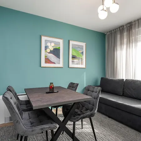 Larum Apartmens