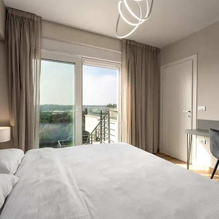 Apartman Larum Apartmens *