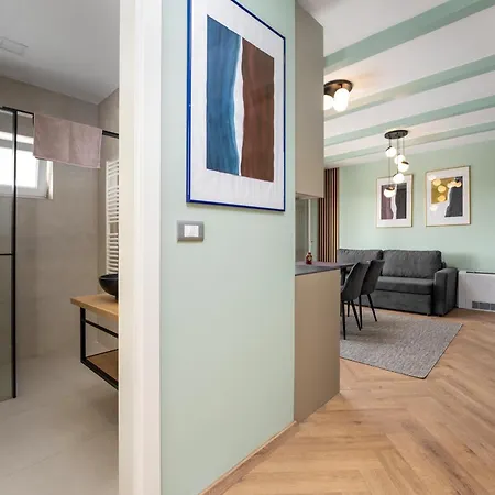 Apartman Larum Apartmens