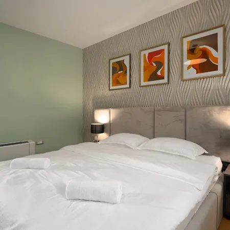 Apartman Larum Apartmens